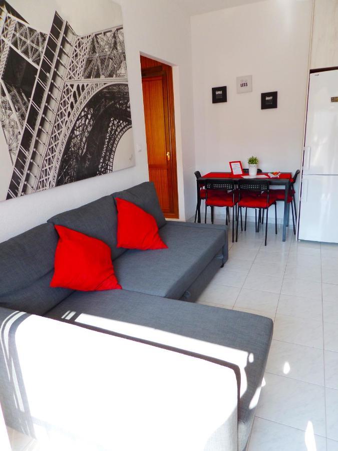 Enjoy Apart Centro Y Playa Zanca Apartment Малага Екстериор снимка