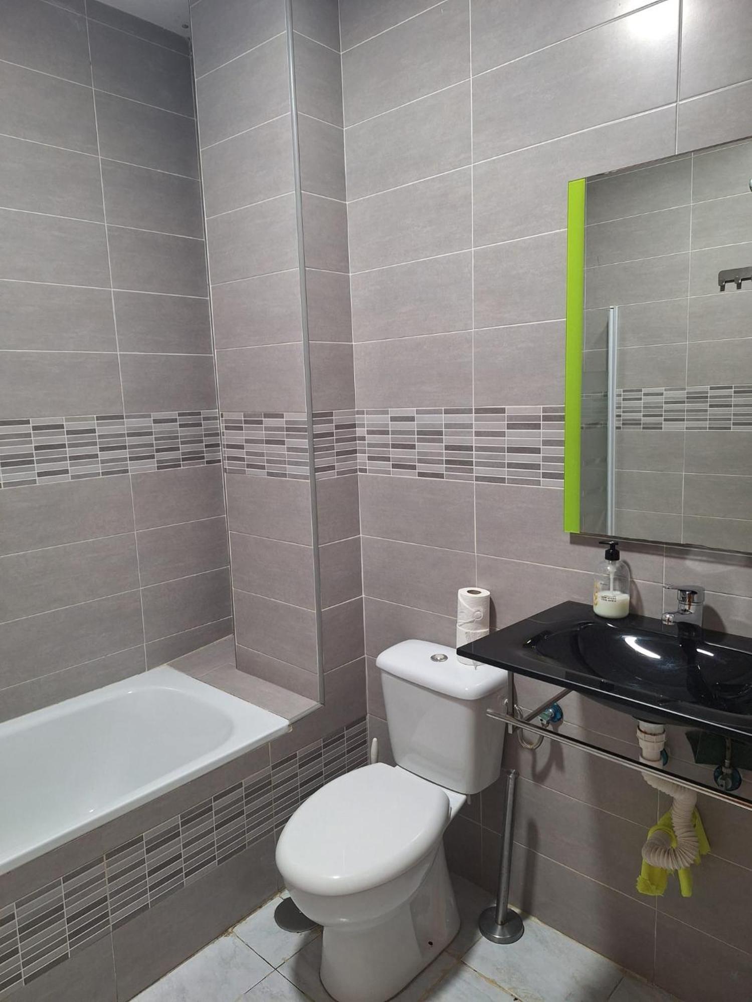 Enjoy Apart Centro Y Playa Zanca Apartment Малага Екстериор снимка